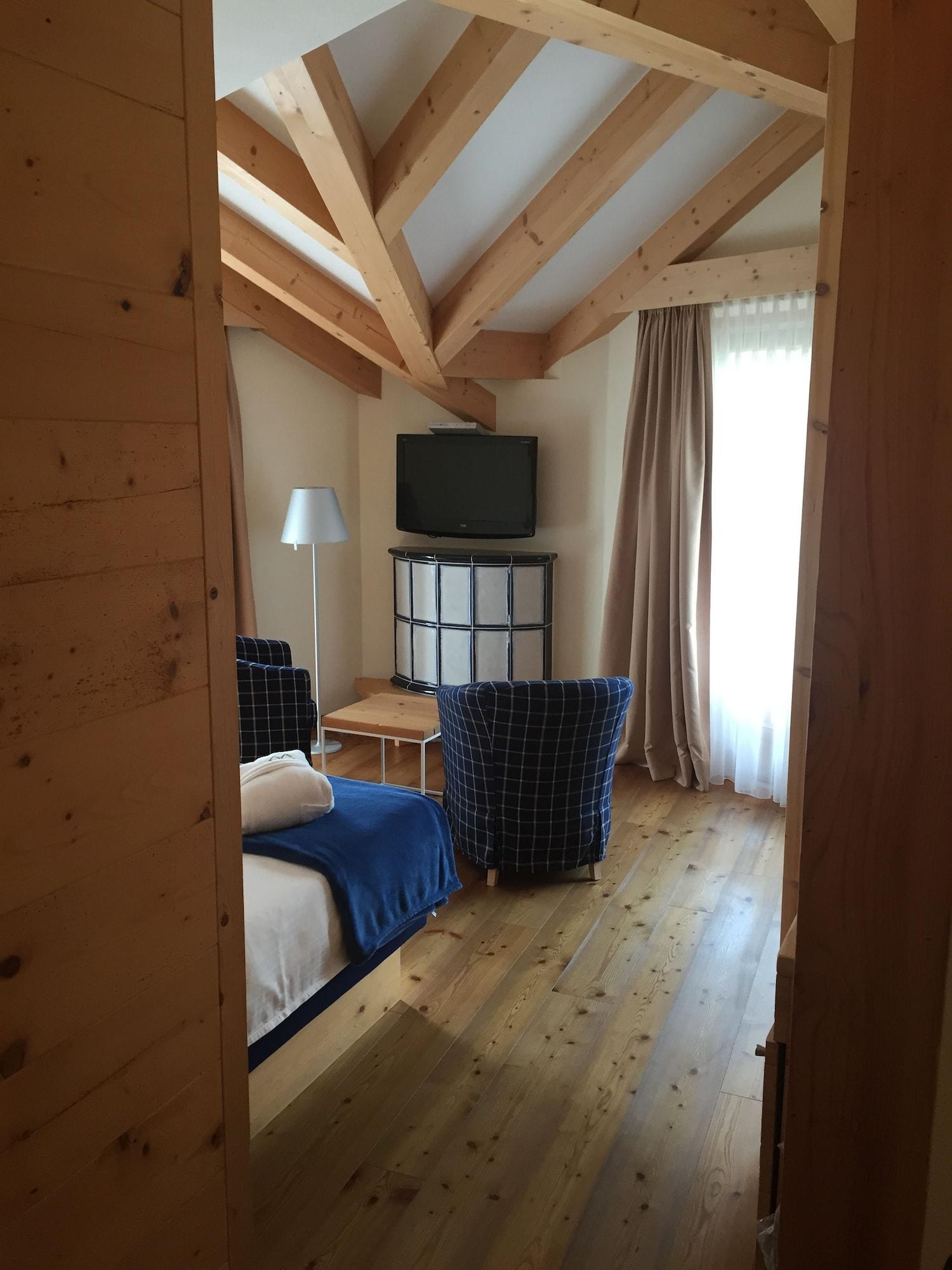 Maribel Hotel Мадонна-ди-Кампильо Экстерьер фото