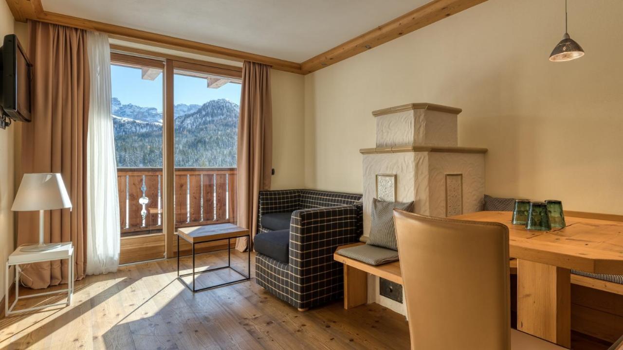Maribel Hotel Мадонна-ди-Кампильо Экстерьер фото