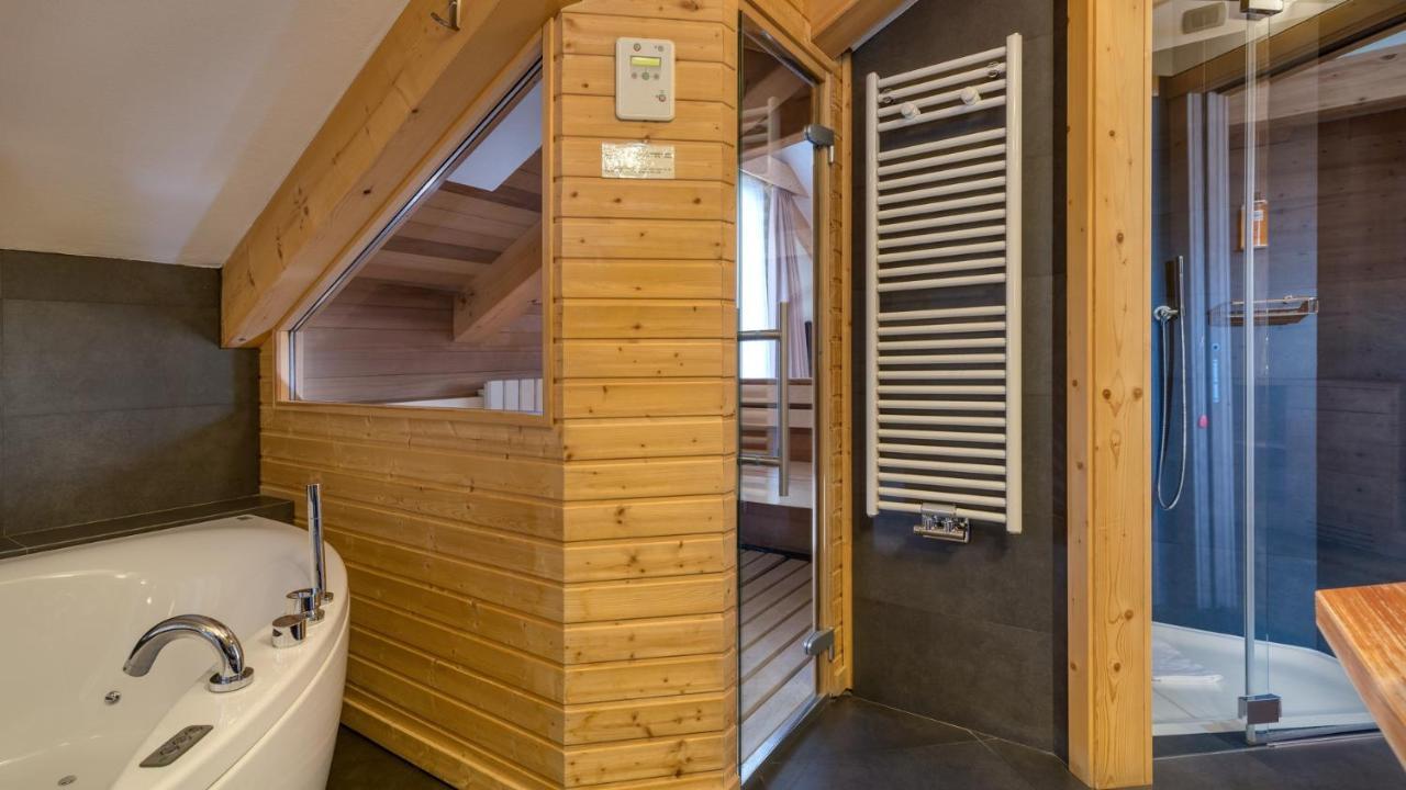 Maribel Hotel Мадонна-ди-Кампильо Экстерьер фото