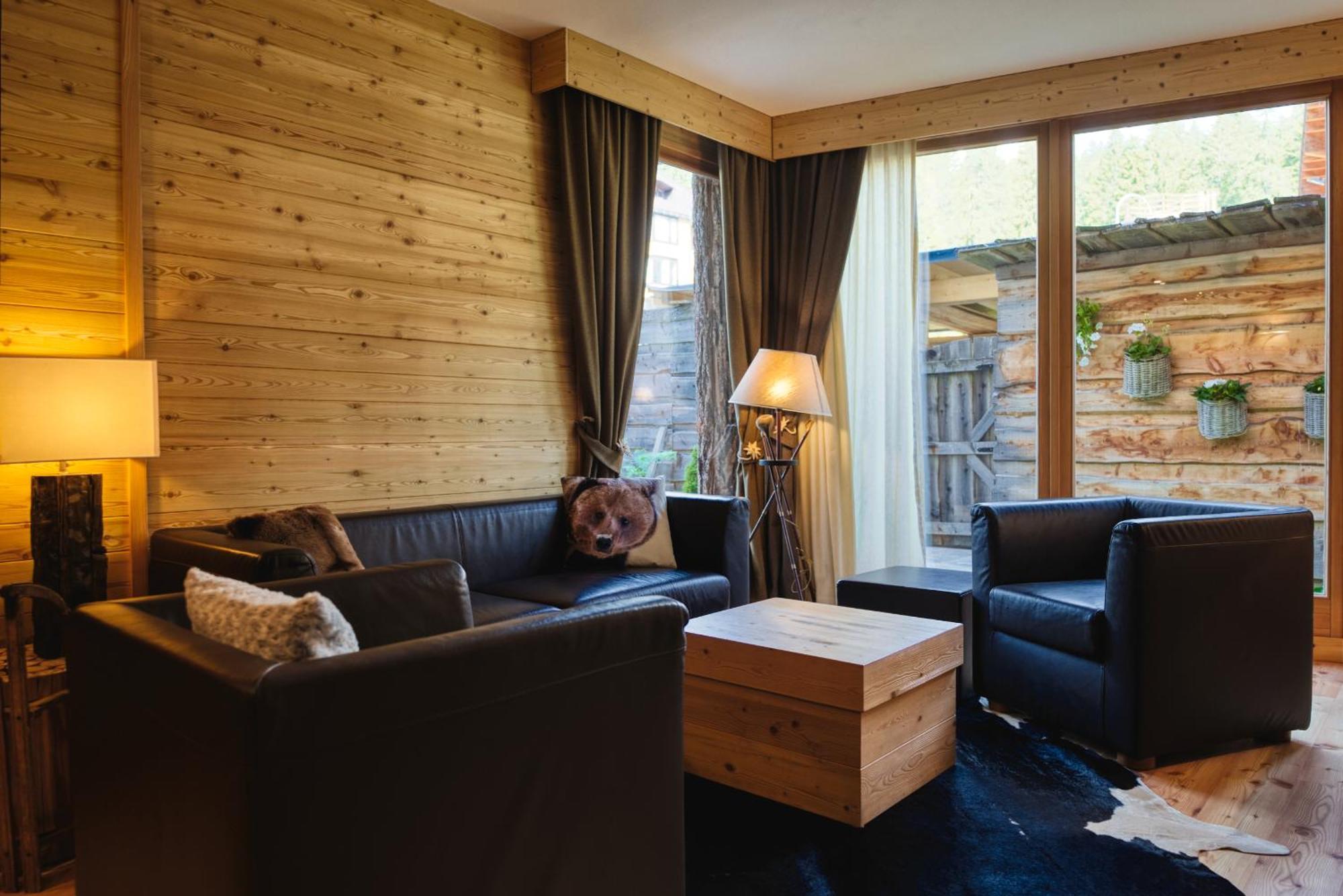 Maribel Hotel Мадонна-ди-Кампильо Экстерьер фото